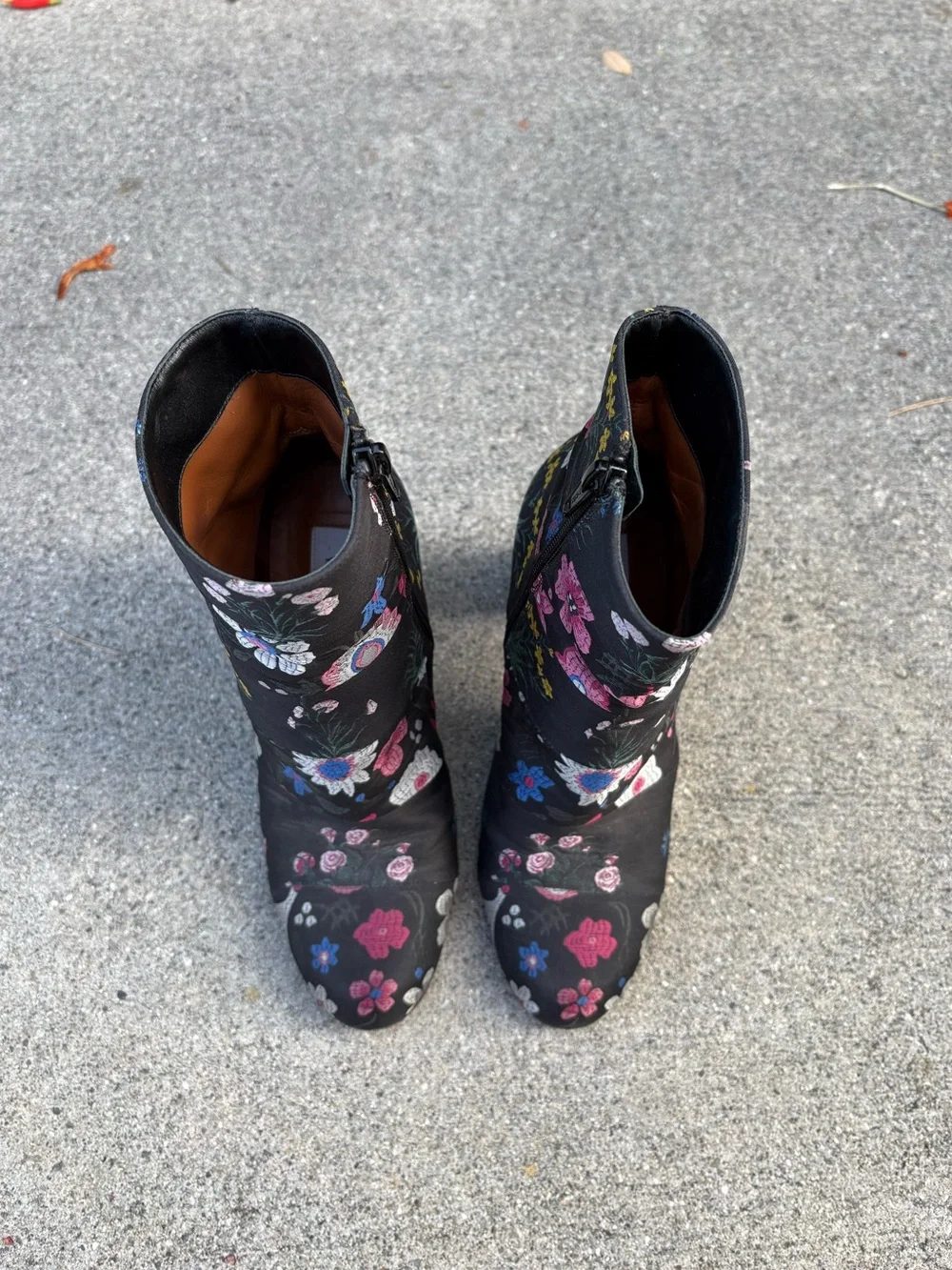Valentino 100% authentic